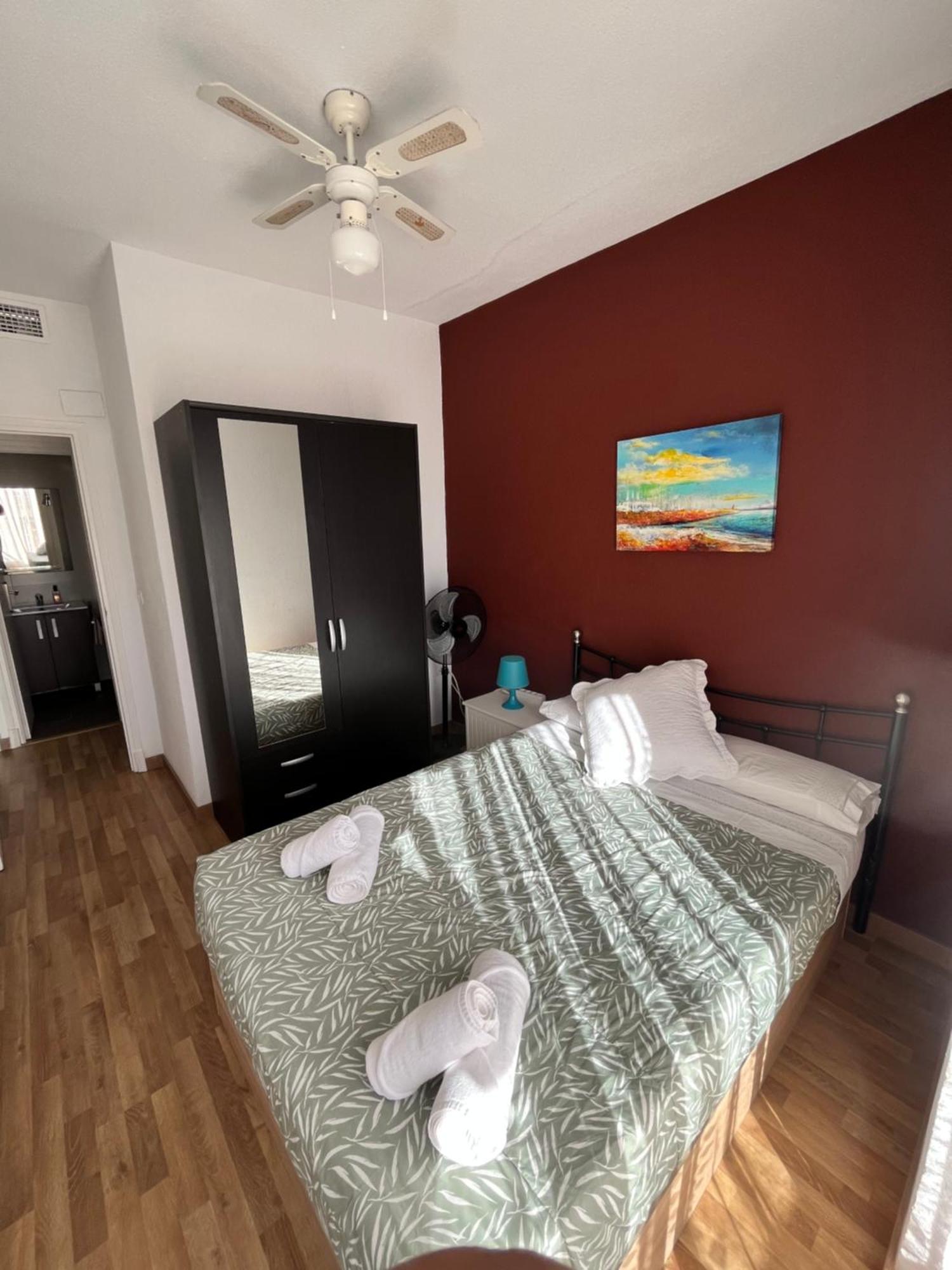 4 Bedrooms -Seneca Center Apartment อาลิกันเต ภายนอก รูปภาพ