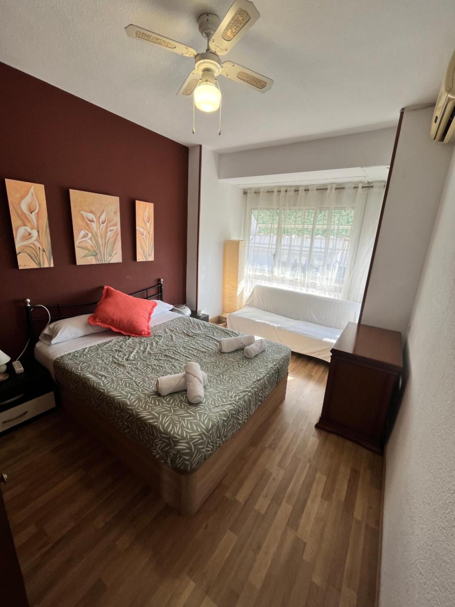 4 Bedrooms -Seneca Center Apartment อาลิกันเต ภายนอก รูปภาพ