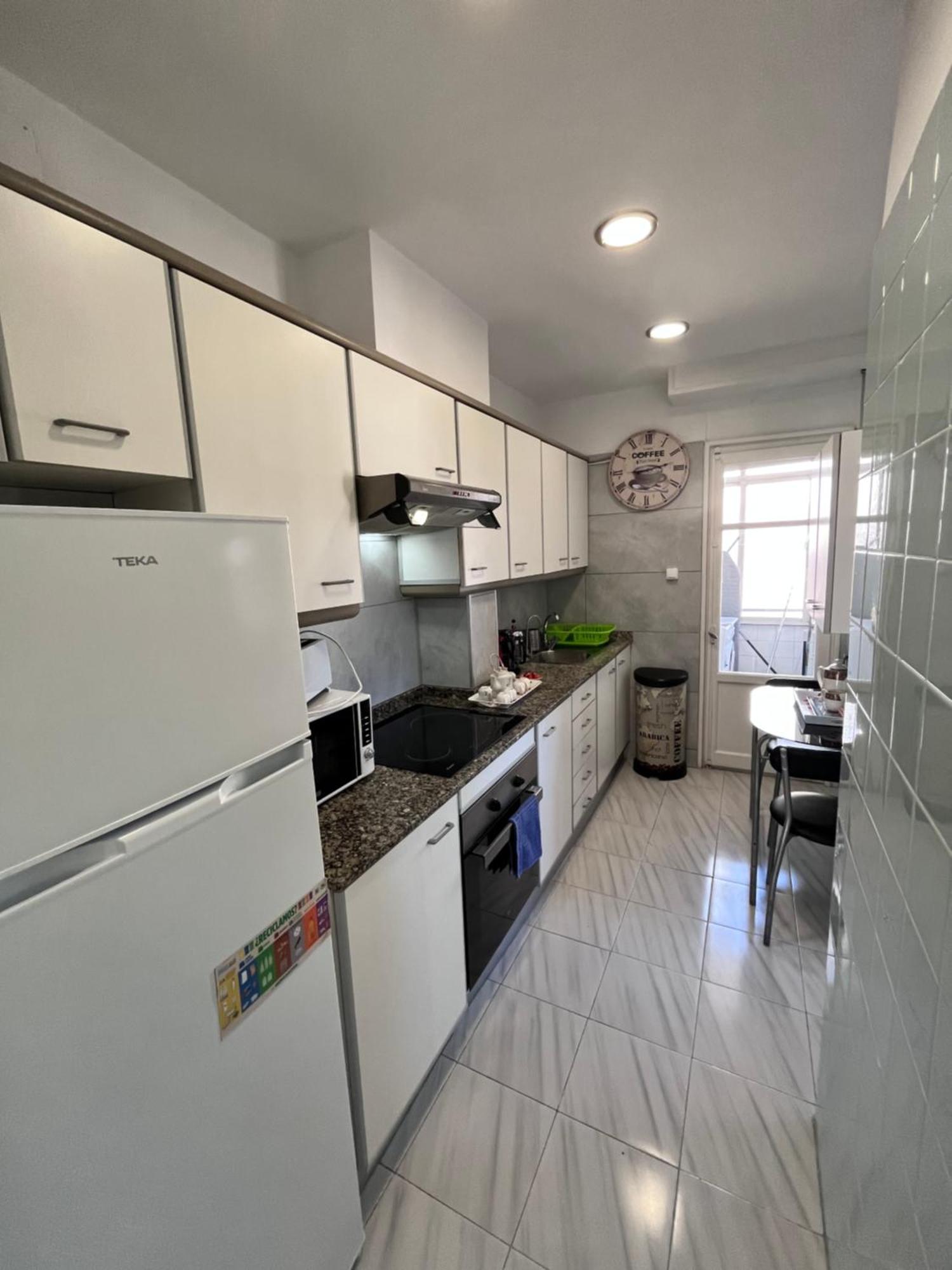 4 Bedrooms -Seneca Center Apartment อาลิกันเต ภายนอก รูปภาพ